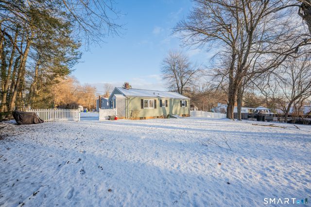 204 Hickory Circle, Middletown, CT 06457