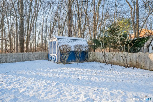 204 Hickory Circle, Middletown, CT 06457