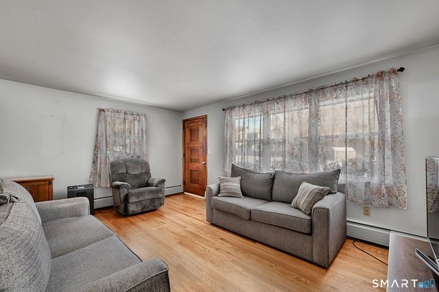 204 Hickory Circle, Middletown, CT 06457