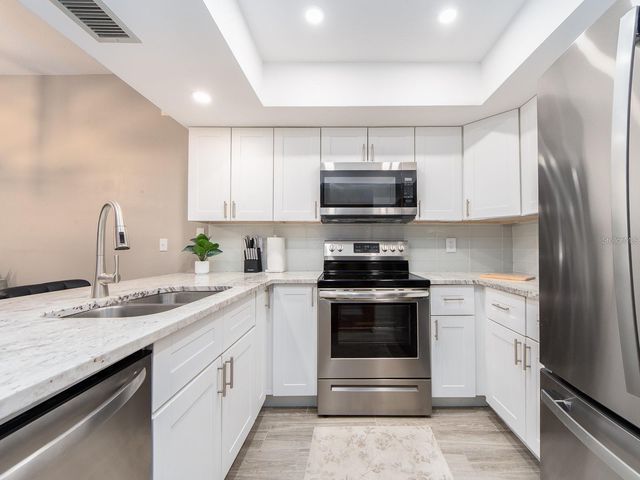 320 ISLAND WAY 606, Clearwater Beach, FL 33767