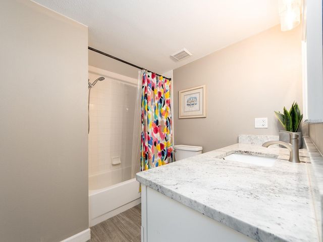 320 ISLAND WAY 606, Clearwater Beach, FL 33767