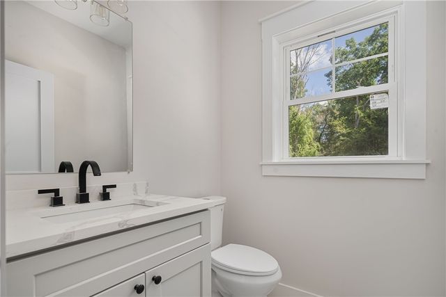 80 Rice City Road, Coventry, RI 02816