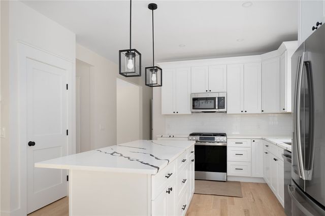 80 Rice City Road, Coventry, RI 02816
