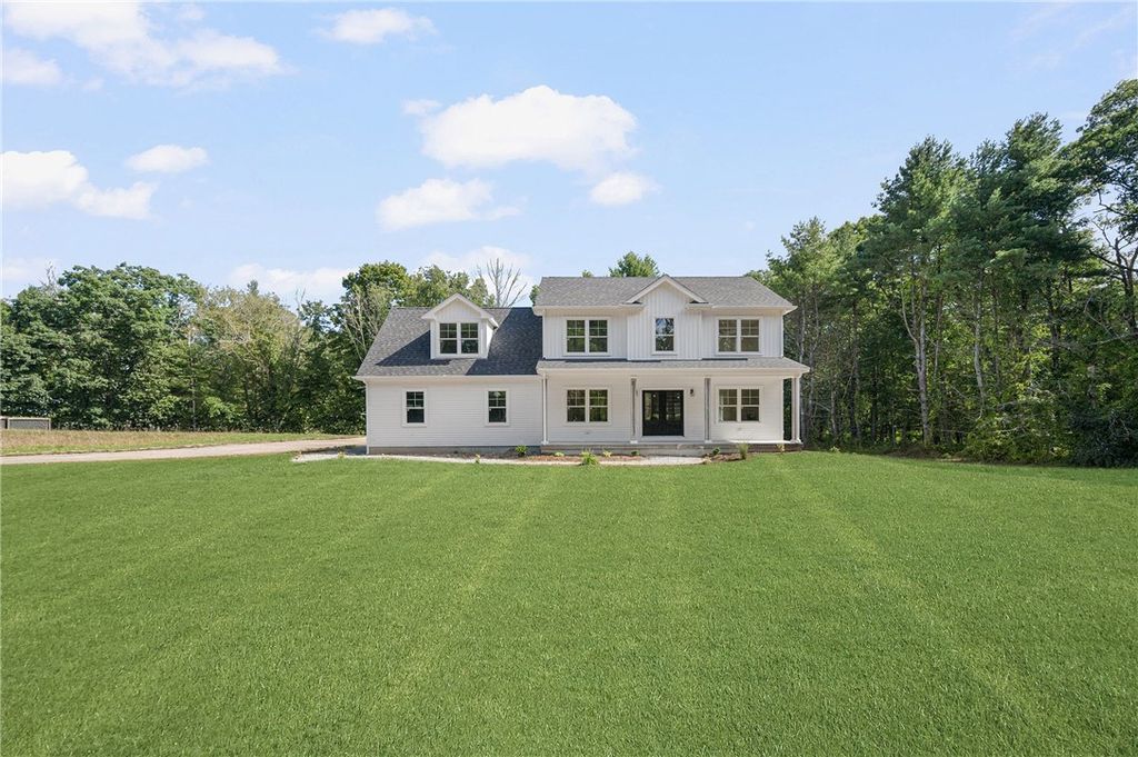 80 Rice City Road, Coventry, RI 02816