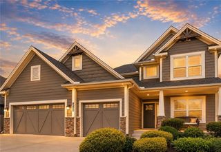 9220 N Dawn Avenue, Kansas City, MO 64154