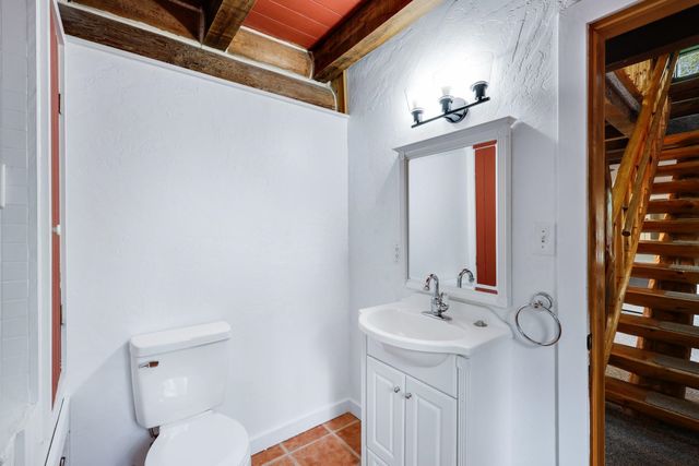 427502 Highway 20 Hwy, Newport, WA 99156