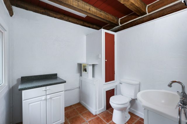 427502 Highway 20 Hwy, Newport, WA 99156