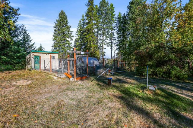 427502 Highway 20 Hwy, Newport, WA 99156