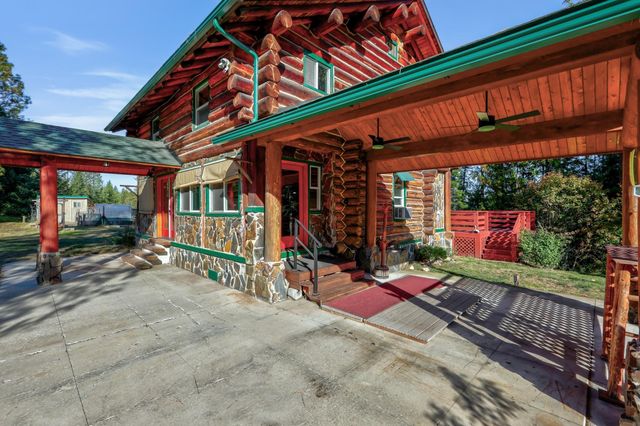 427502 Highway 20 Hwy, Newport, WA 99156