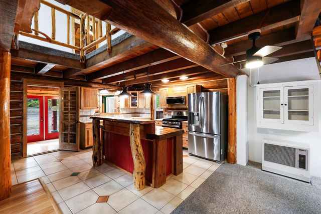 427502 Highway 20 Hwy, Newport, WA 99156