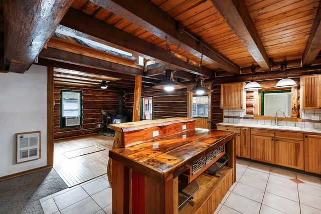 427502 Highway 20 Hwy, Newport, WA 99156