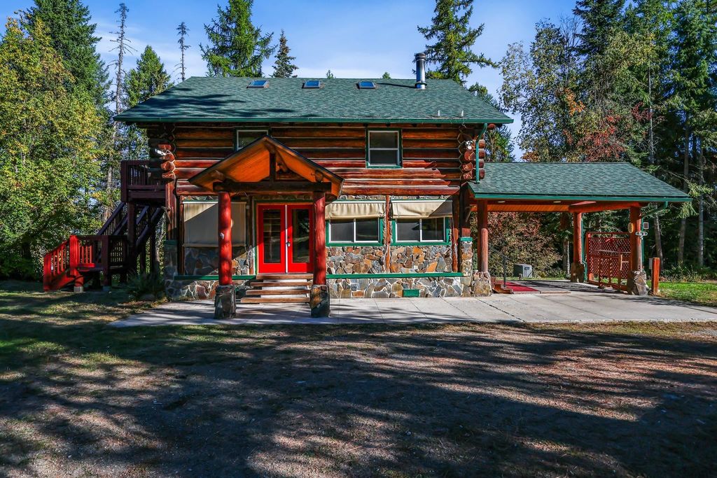 427502 Highway 20 Hwy, Newport, WA 99156