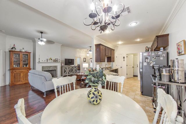 408 Pond Dr, Thibodaux, LA 70301