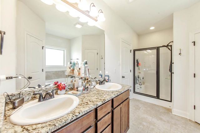 408 Pond Dr, Thibodaux, LA 70301