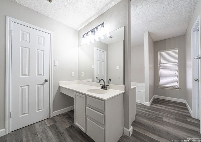 3200 Emerson Pass, Schertz, TX 78154