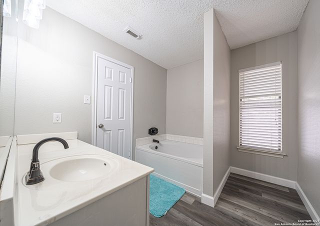 3200 Emerson Pass, Schertz, TX 78154