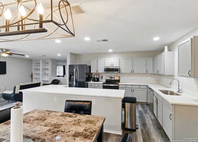 3200 Emerson Pass, Schertz, TX 78154