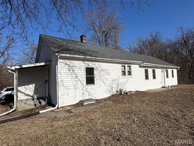 620 N Guernsey Street, Collinsville, IL 62234