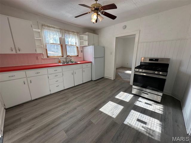 620 N Guernsey Street, Collinsville, IL 62234