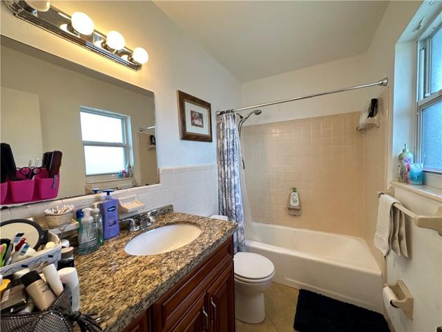 4731 NE 21ST Terrace 3, Lighthouse Point, FL 33064