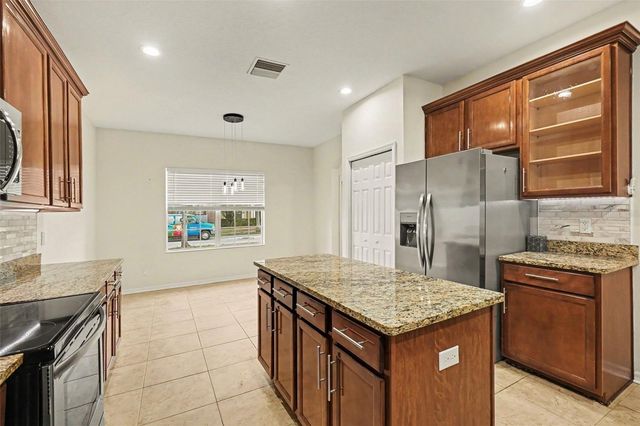 7610 TANGLE BROOK BOULEVARD, Gibsonton, FL 33534