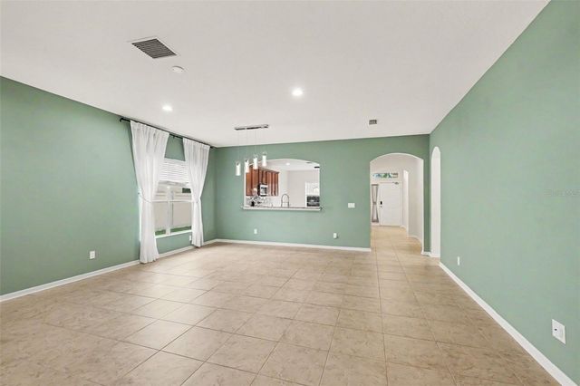 7610 TANGLE BROOK BOULEVARD, Gibsonton, FL 33534