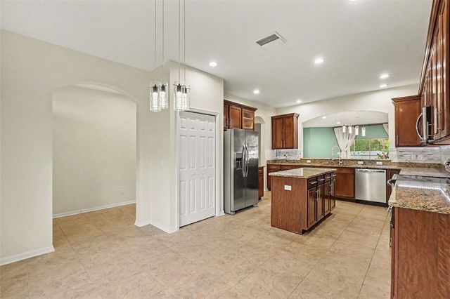 7610 TANGLE BROOK BOULEVARD, Gibsonton, FL 33534