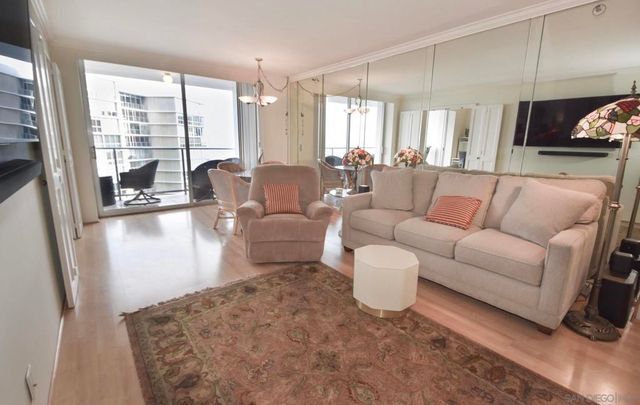 1810 Avenida Del Mundo 1201, Coronado, CA 92118