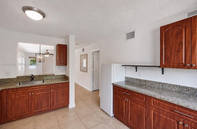 6235 SW 47th Manor 204, Davie, FL 33314