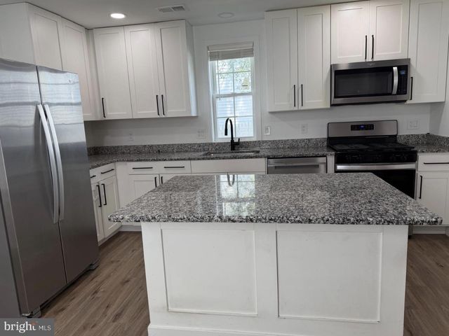 2420 HURON ST, Baltimore, MD 21230
