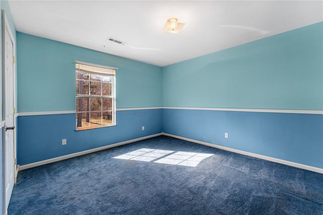 80 County Road 2560, Eureka Springs, AR 72631