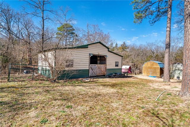 80 County Road 2560, Eureka Springs, AR 72631