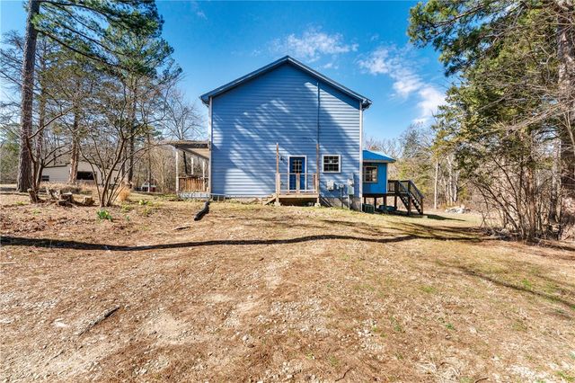 80 County Road 2560, Eureka Springs, AR 72631