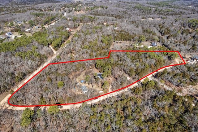 80 County Road 2560, Eureka Springs, AR 72631