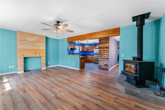 80 County Road 2560, Eureka Springs, AR 72631