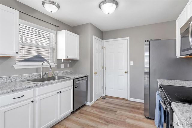 437 Dusty Brook Drive, O'fallon, MO 63366
