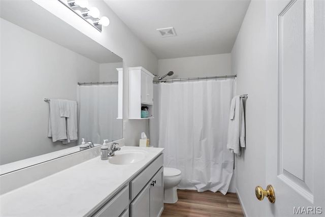 437 Dusty Brook Drive, O'fallon, MO 63366