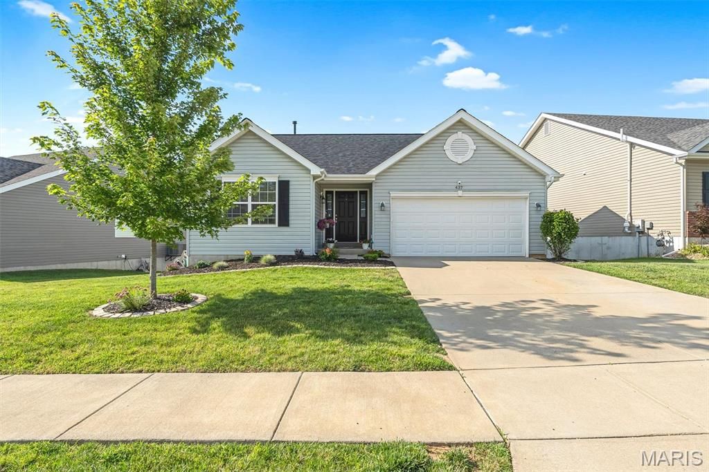 437 Dusty Brook Drive, O'fallon, MO 63366