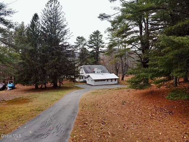 635 Old State Road, Northville, NY 12134