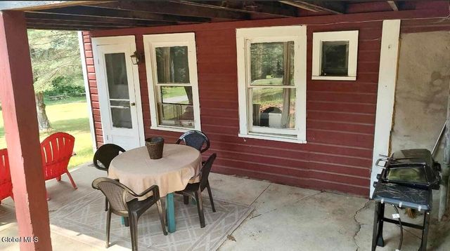 635 Old State Road, Northville, NY 12134