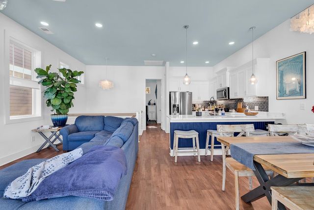 225 Clam Digger Loop, Pawleys Island, SC 29585