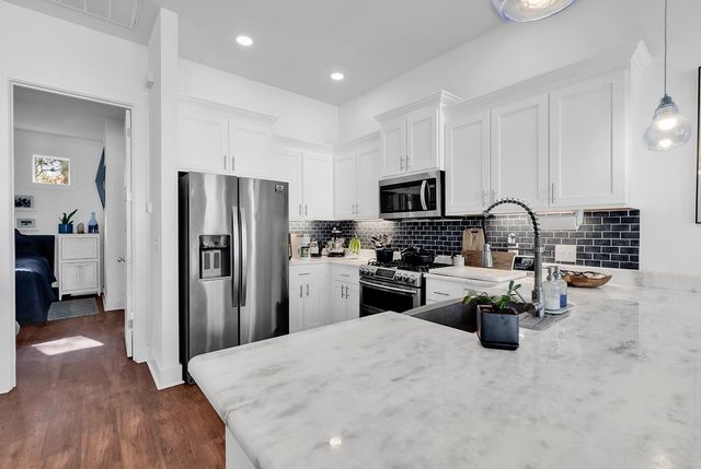 225 Clam Digger Loop, Pawleys Island, SC 29585