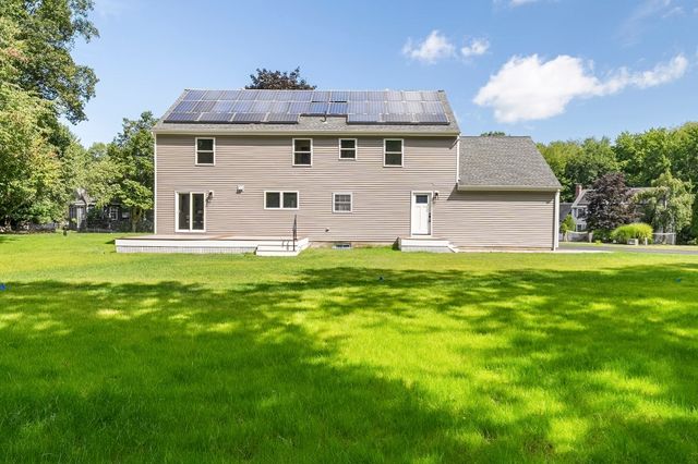 14 Cider Mill Rd, Medway, MA 02053