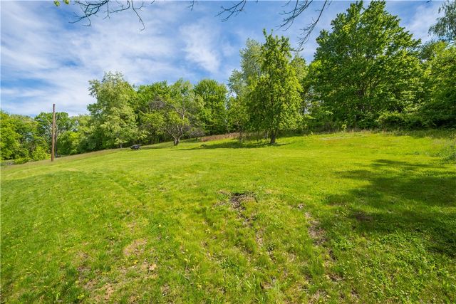 933 Boyce Rd, South Fayette, PA 15017