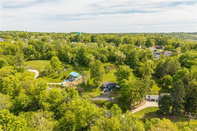 933 Boyce Rd, South Fayette, PA 15017