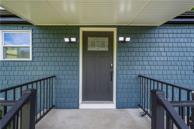 933 Boyce Rd, South Fayette, PA 15017