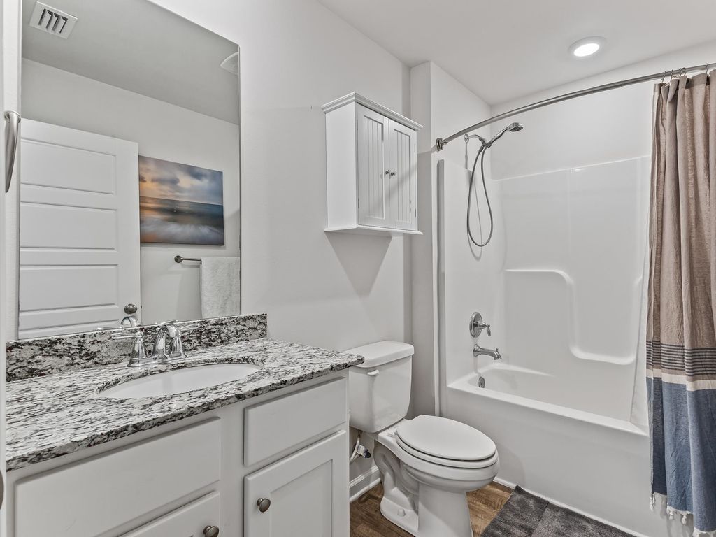 Image 10 of property listing at 86 Spears Crossing Lane, Crawfordville, FL 32327