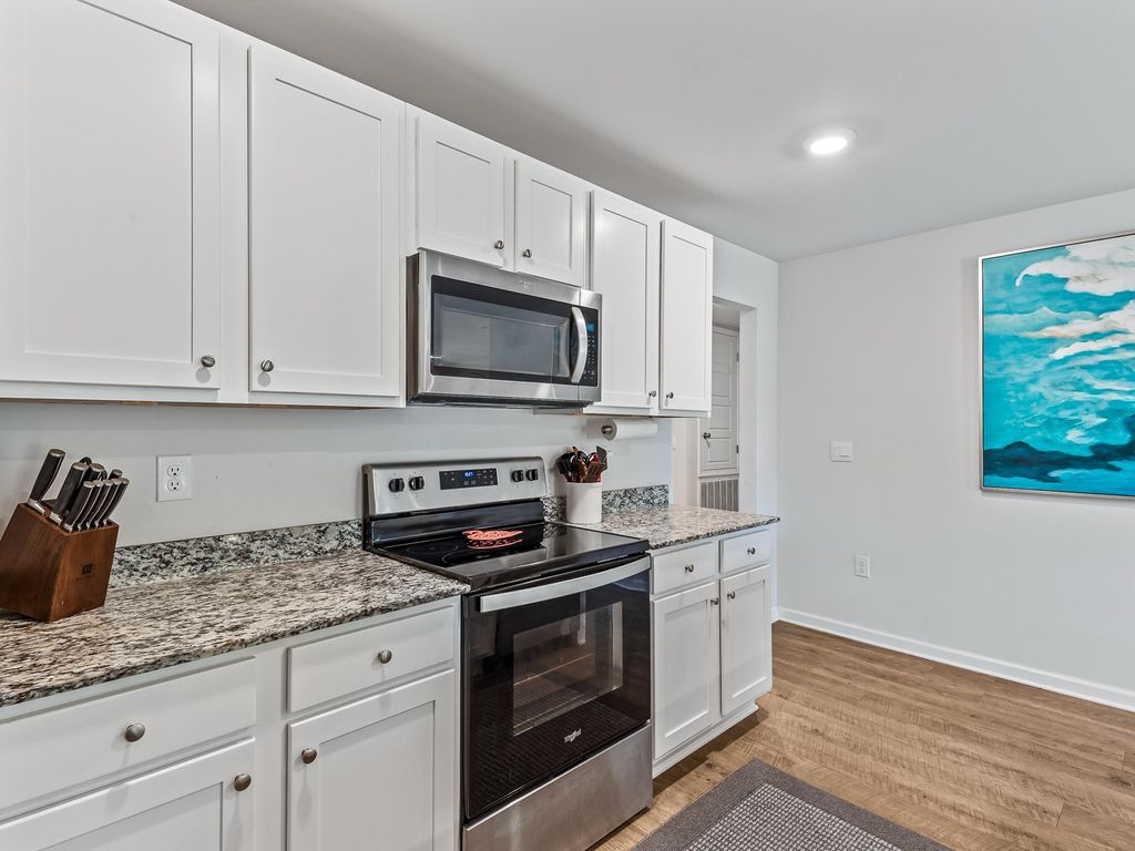 Image 16 of property listing at 86 Spears Crossing Lane, Crawfordville, FL 32327