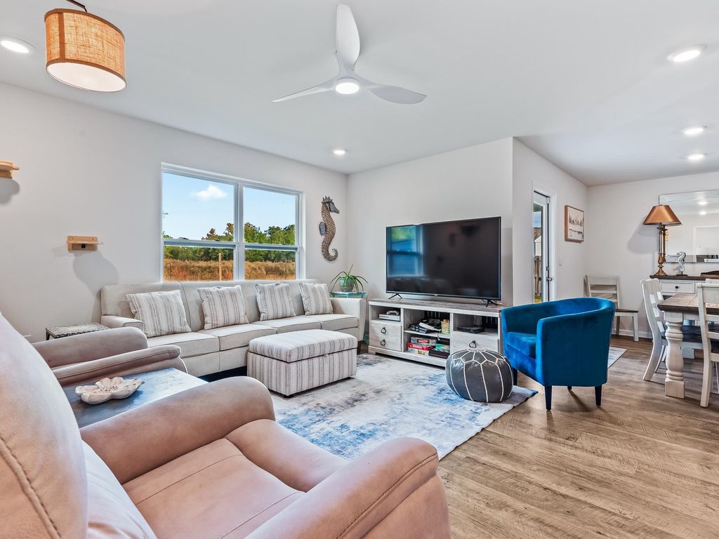 Image 22 of property listing at 86 Spears Crossing Lane, Crawfordville, FL 32327