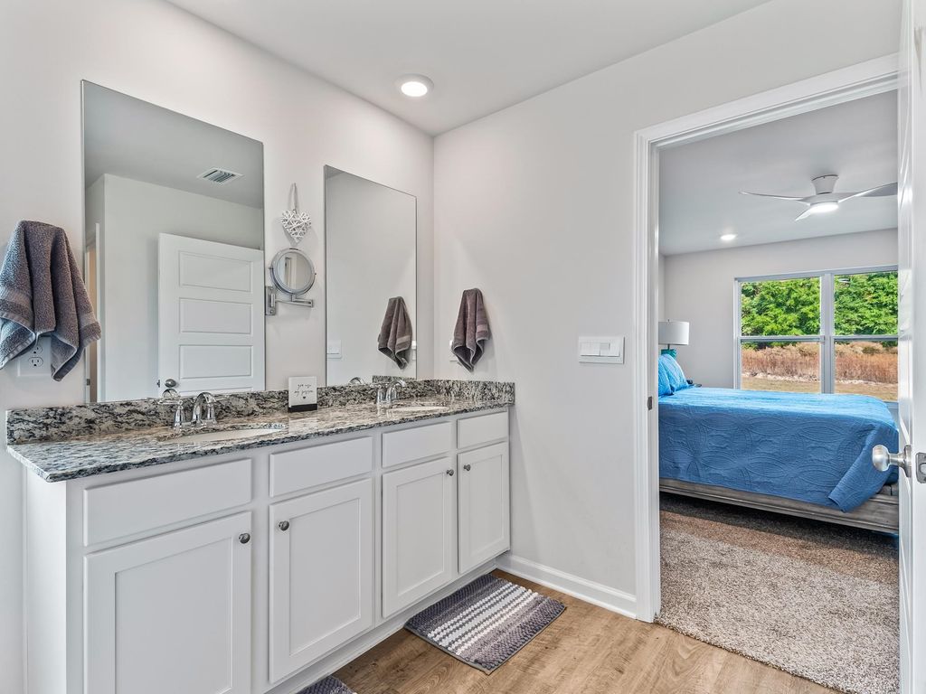 Image 27 of property listing at 86 Spears Crossing Lane, Crawfordville, FL 32327